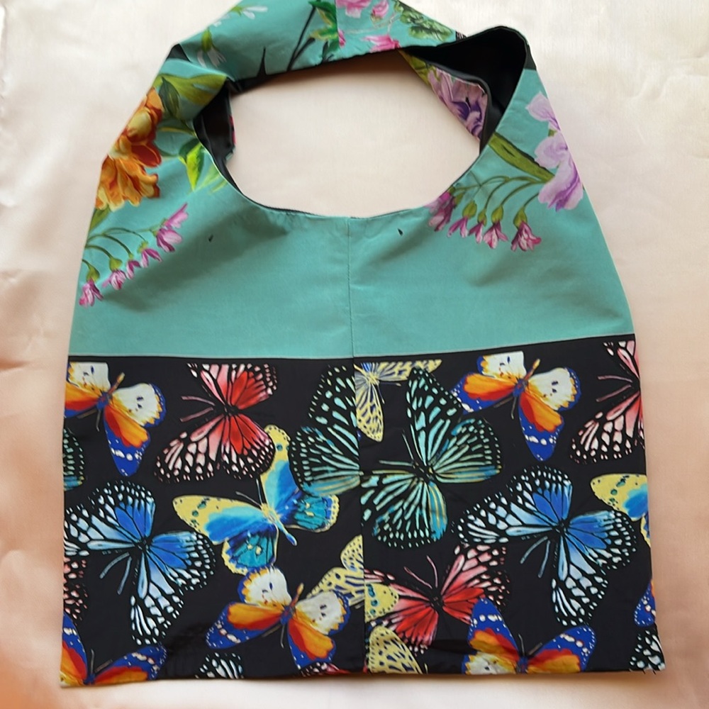 Johnny Was Bag - Picture 2 of 11
